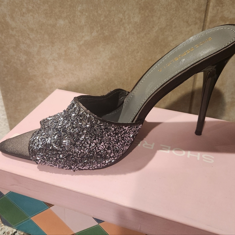Shoe Republic LA Black and Silver Glam Heels-(NEW) SZ 10